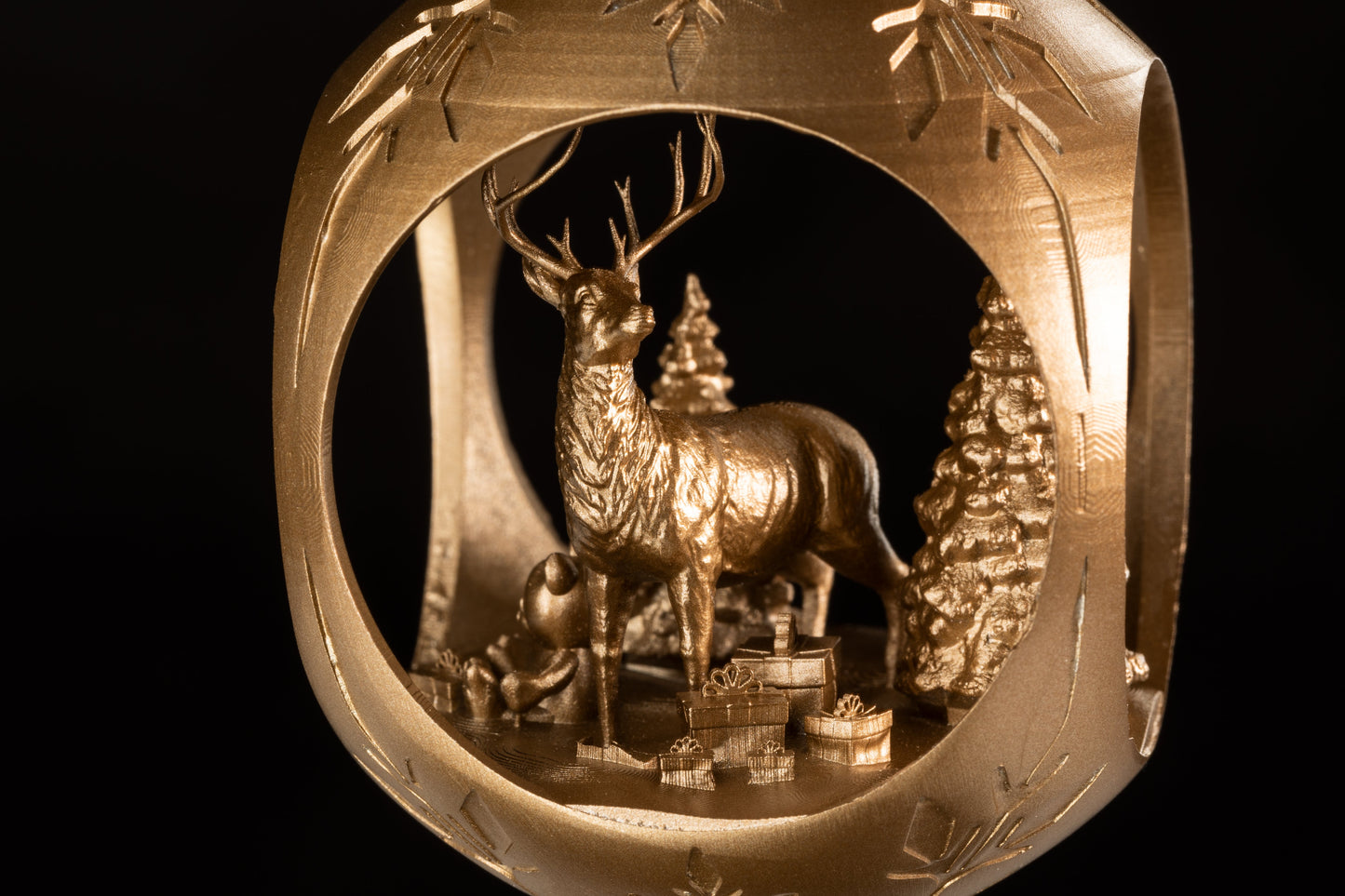 Christmas tree bauble deer standing, left antlers missing SALE